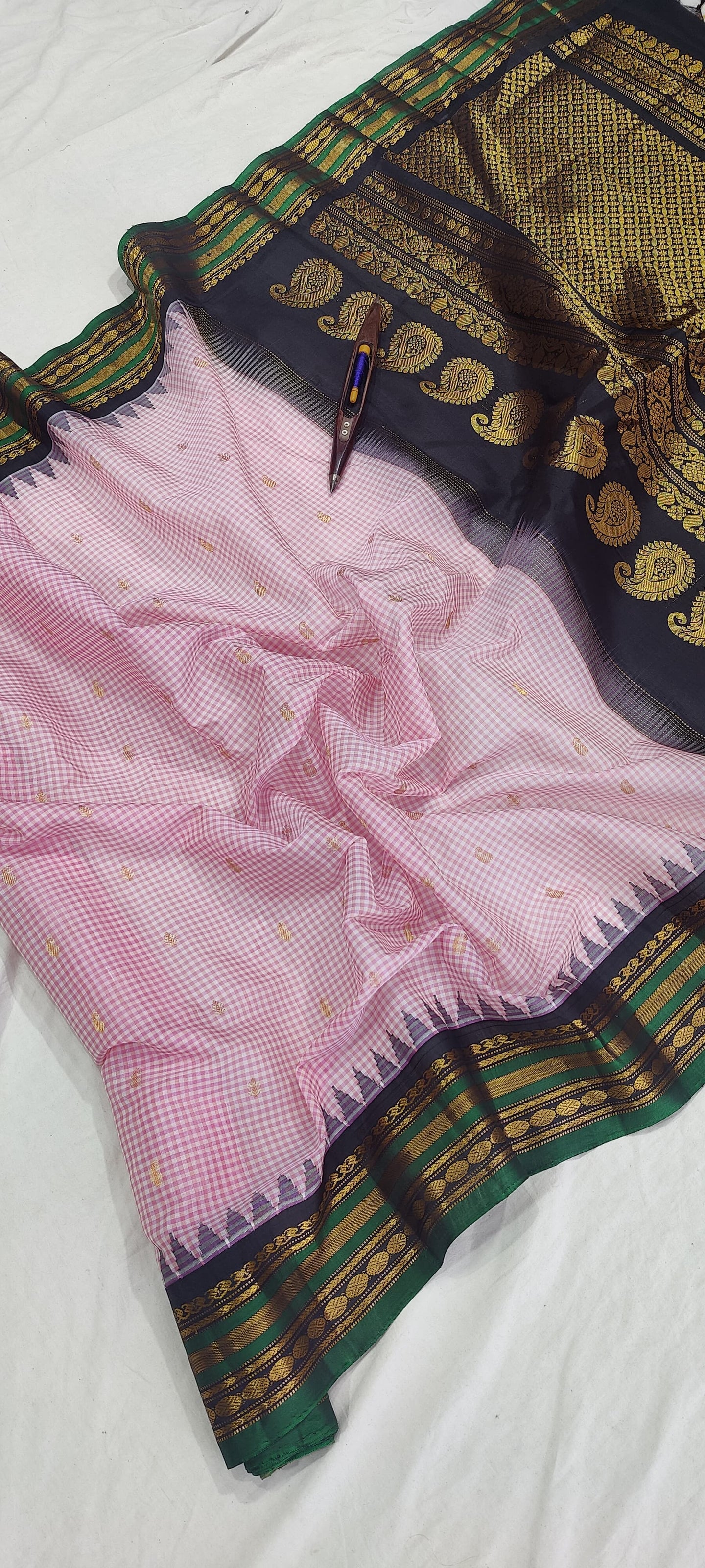 Gadwal Pure Sico Kuttu border-11_light pink multi checks with black