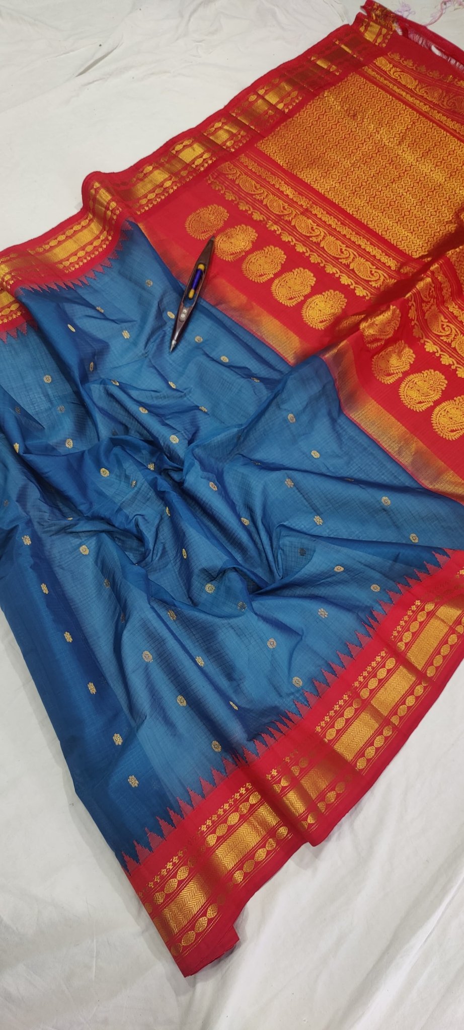 Gadwal Handloom Pure Sico Kuttu border - 10_peacock blue with red - GadwalHandloom