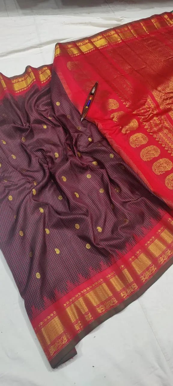 Gadwal Handloom Pure Silk Traditional Border Saree – Maroon with Red Border - GadwalHandloom