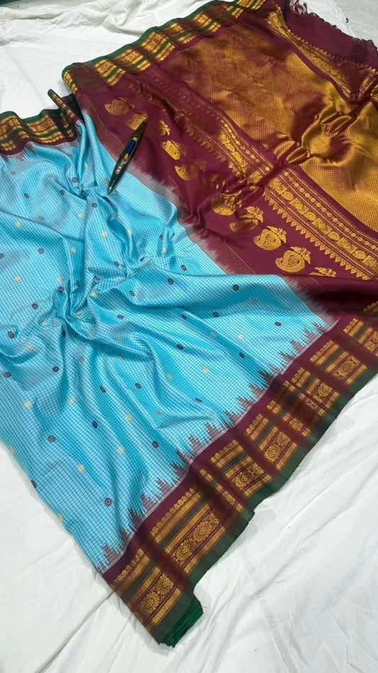 Gadwal Handloom Pure Silk Traditional Border Saree – Sky Blue with Maroon BorderGadwal Handloom Pure Silk Traditional Border Saree – Sky Blue with Maroon Border - GadwalHandloom