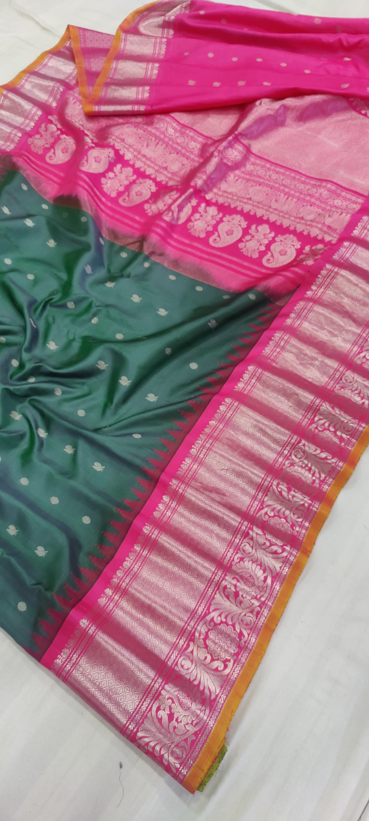 Gadwal Handloom Pure Silk Kanchi Kuttu border_21