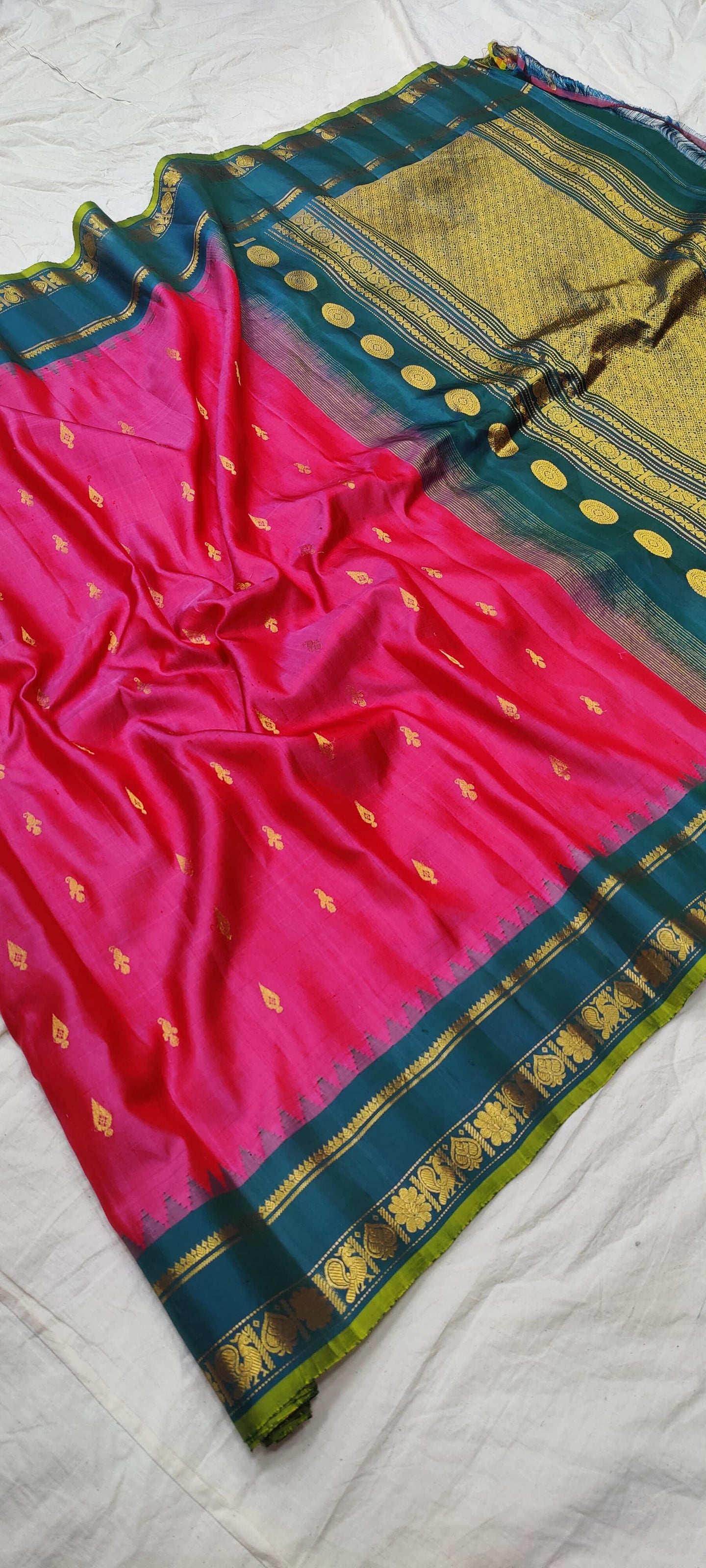 Gadwal Handloom Pure Silk Traditional border_23